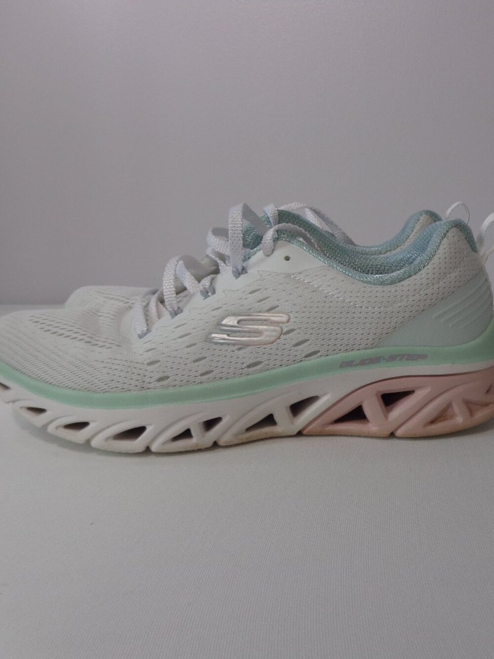 Skechers Women's Glide Step Sport Running Shoes Sneakers 149551TX Size 7